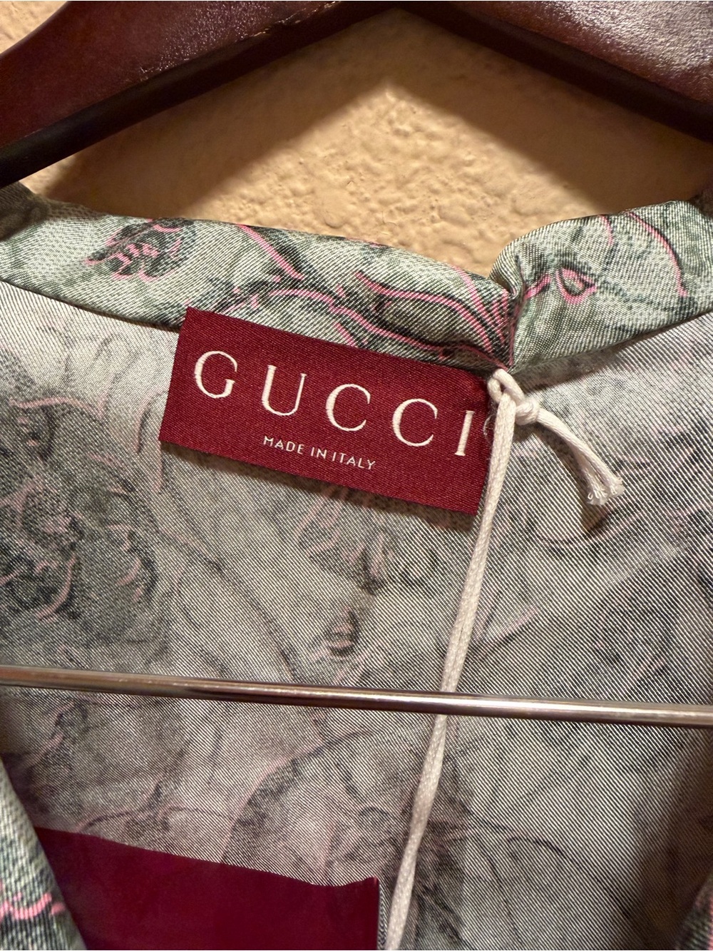 New Gucci GG Supreme Logo Floral Silk Pajamas Sleepwear Green Pink Size 44 US L - Picture 12 of 14